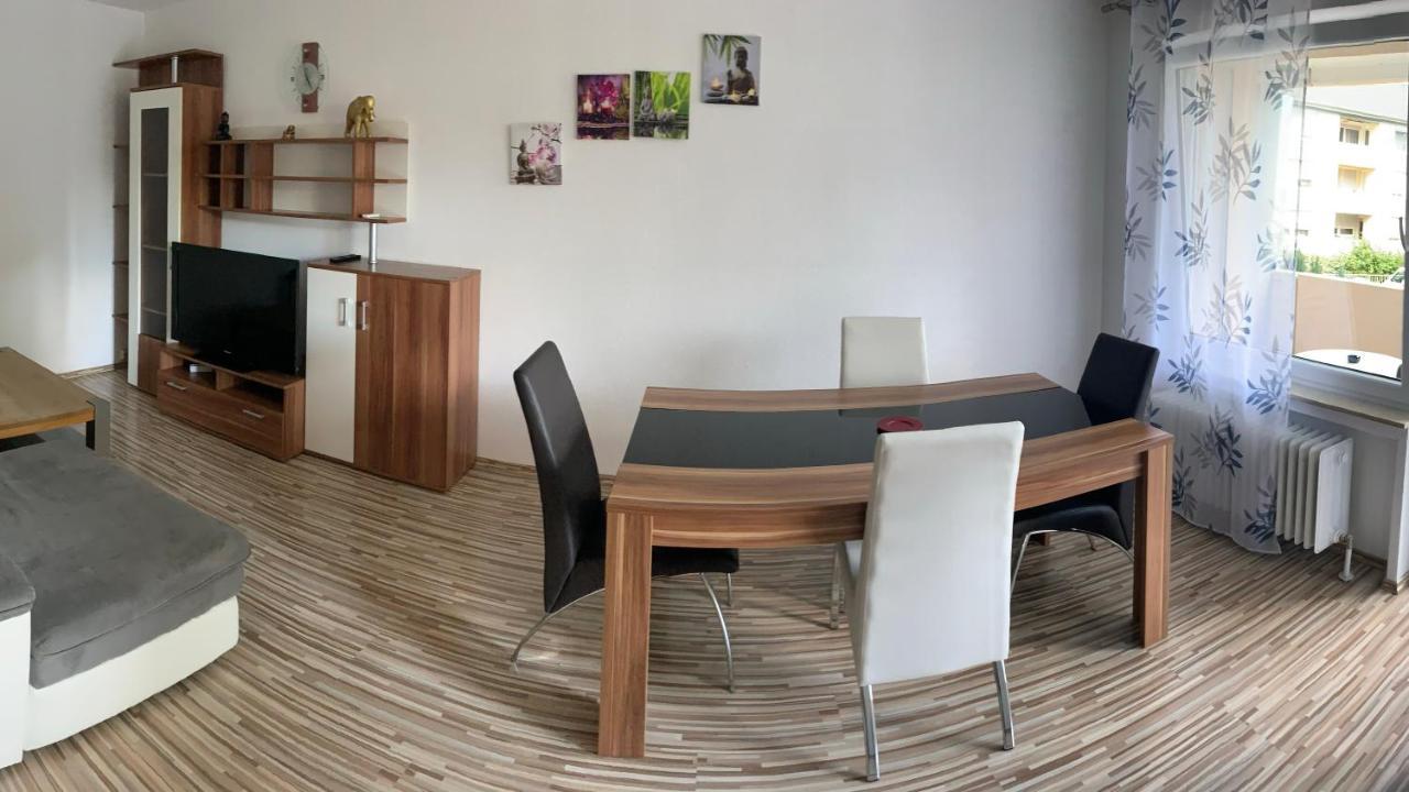לאופנבורג Grosse Und Helle Ferien Wohnung Mit Parkplatzen מראה חיצוני תמונה